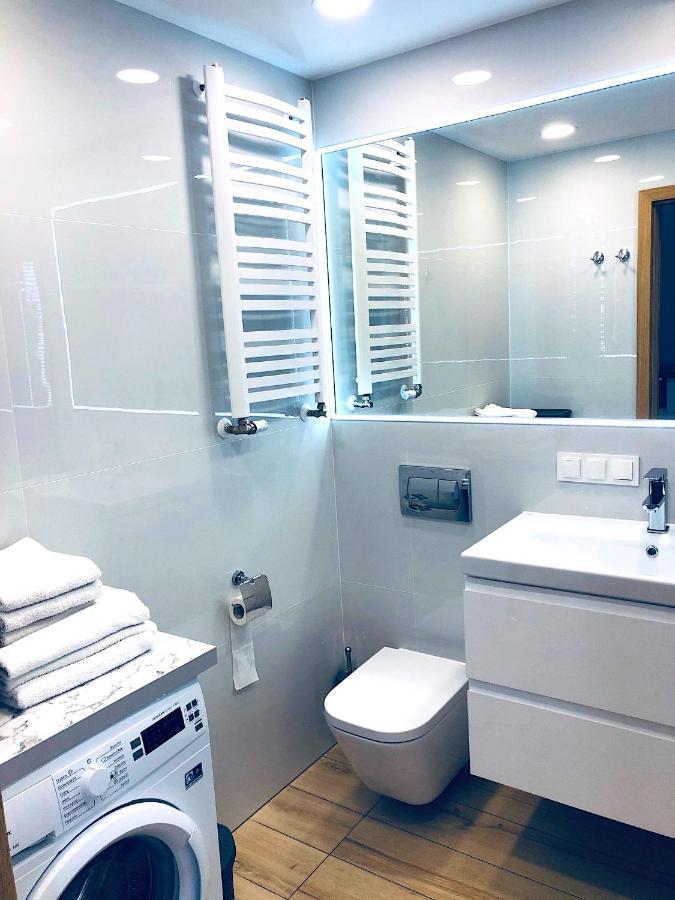 Apartment Superior Baltic With Terrace - Pool, Saunas, Jacuzzi, Fitness, Salzgrotte Kolobrzeg Exterior photo