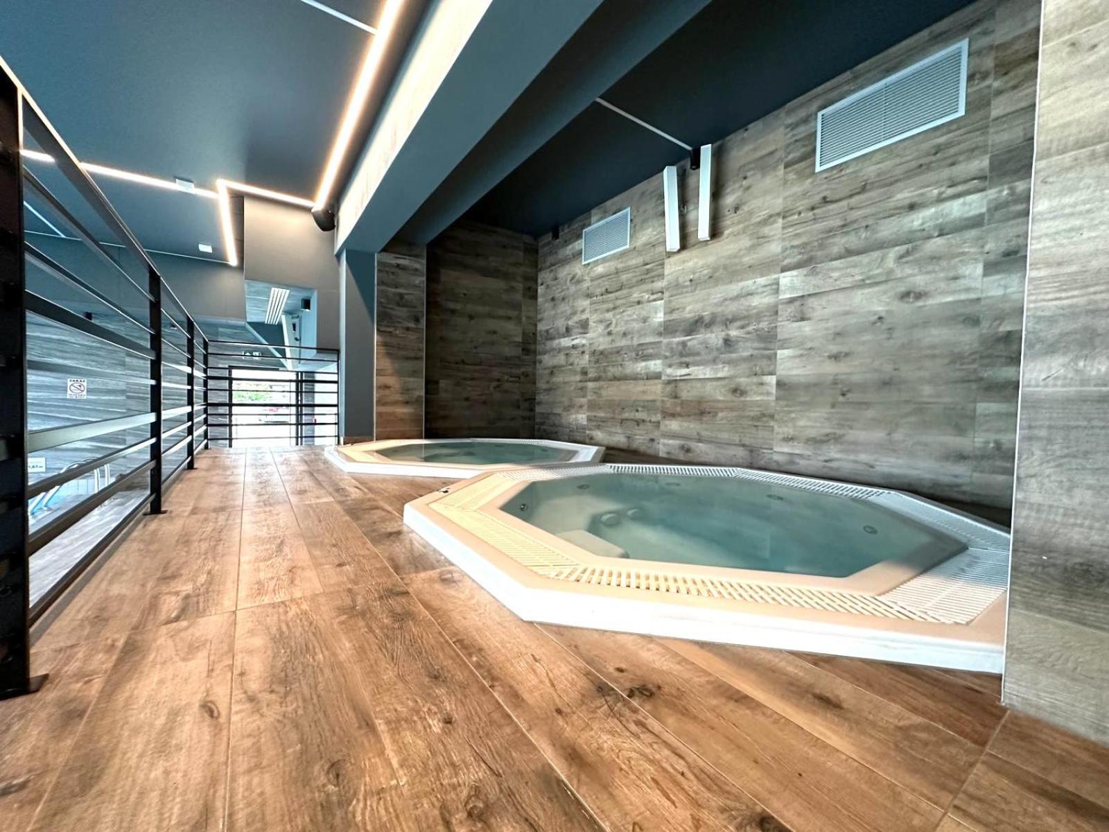 Apartment Superior Baltic With Terrace - Pool, Saunas, Jacuzzi, Fitness, Salzgrotte Kolobrzeg Exterior photo